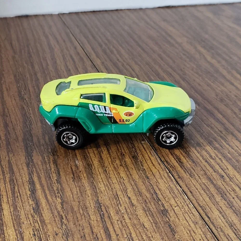 2013 Matchbox Turn Tamer Aqua MBX Team Off Road Suv Racer Diecast Rover Green